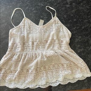 XL Maurice’s white lace tank top